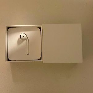 Replacement LEFT AirPod (2nd Generation)